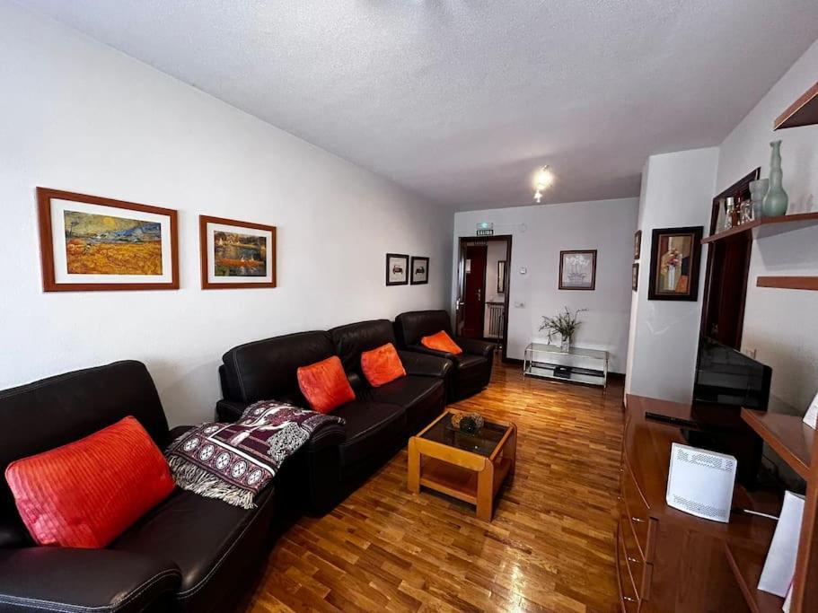 Baranain By Clabao Apartment Pamplona Ngoại thất bức ảnh