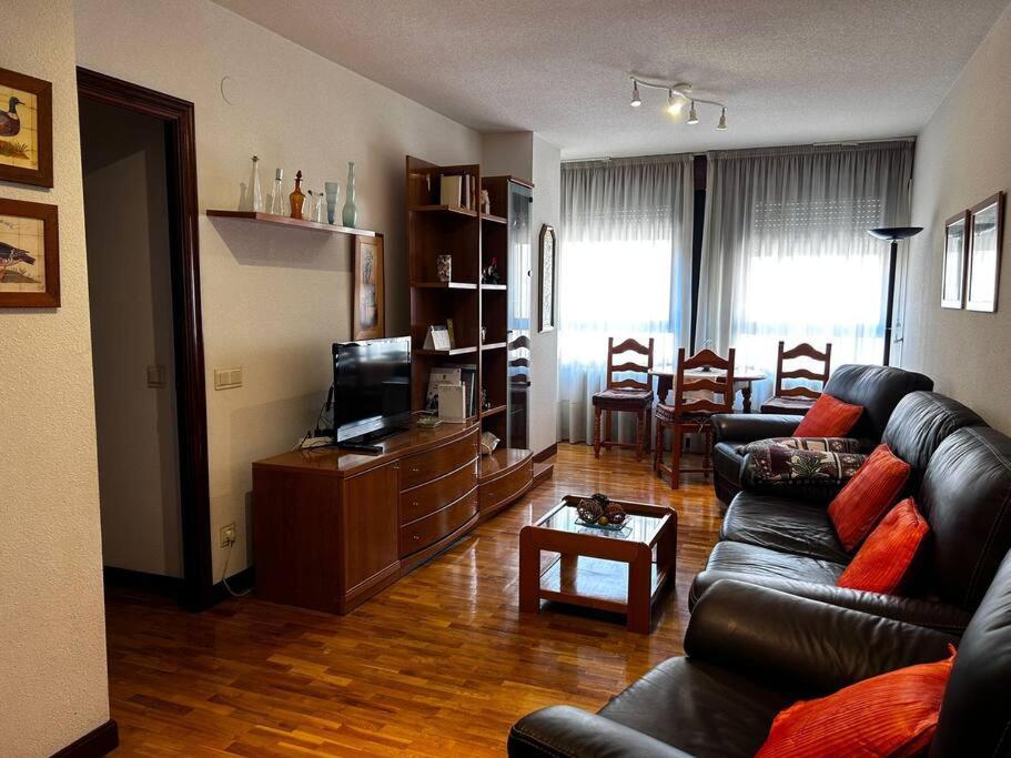 Baranain By Clabao Apartment Pamplona Ngoại thất bức ảnh